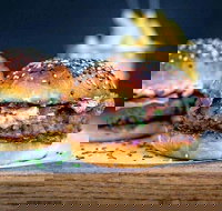 Singh Thai Restaurant - Sunshine Coast Guide