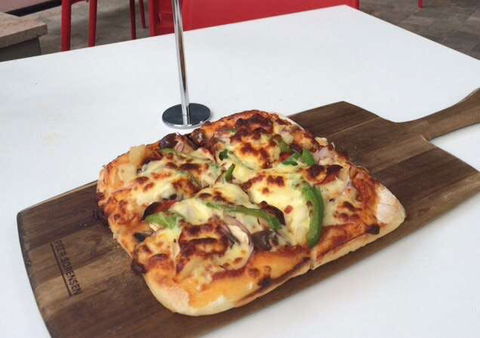 Cafe Rossa - Sunshine Coast Guide 0