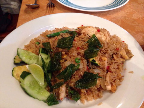 Gasiinsamut Thai Fusion - Sunshine Coast Guide 0