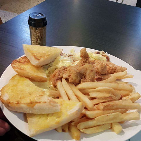 AJ Vietnamese Noodle House - Sunshine Coast Guide 0
