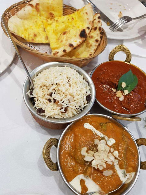 Arya Indian Restaurant - Sunshine Coast Guide 0