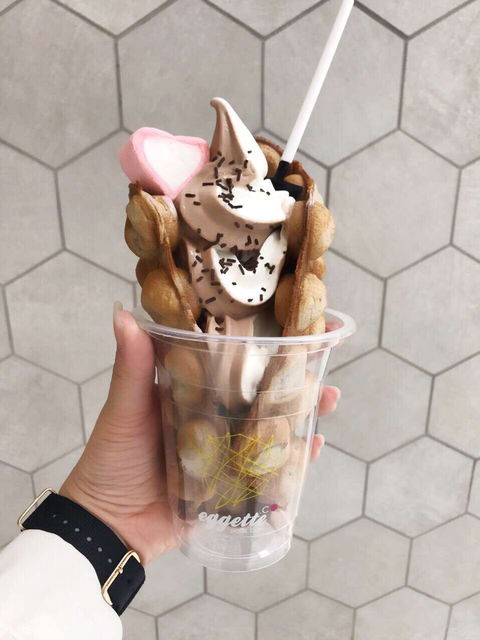 Eggette Waffle Bar - Sunshine Coast Guide 0