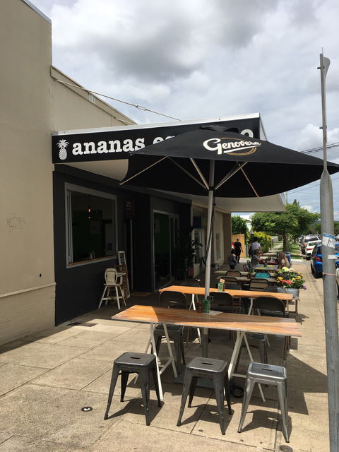 Ananas Espresso - Sunshine Coast Guide 1