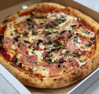 Osterio del Mare - Sunshine Coast Guide