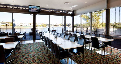 Pelican Waters Tavern - Caloundra - Sunshine Coast Guide 0