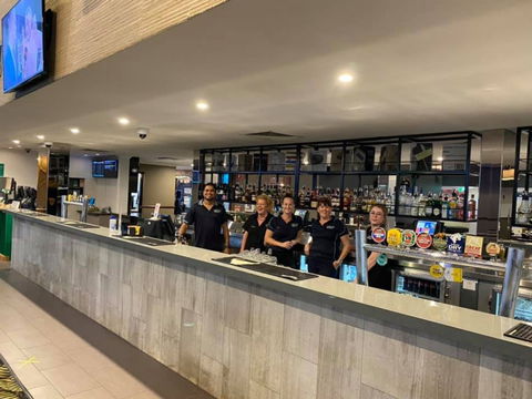 Cazalys Palmerston Club - Sunshine Coast Guide 0