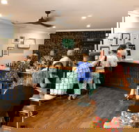 Matriarch and Rogue Winery - Sunshine Coast Guide