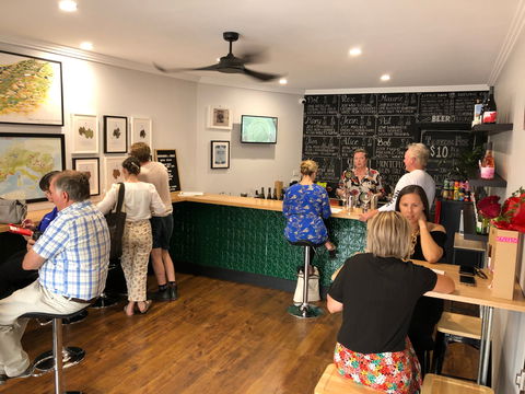 Matriarch And Rogue Winery - Sunshine Coast Guide 0
