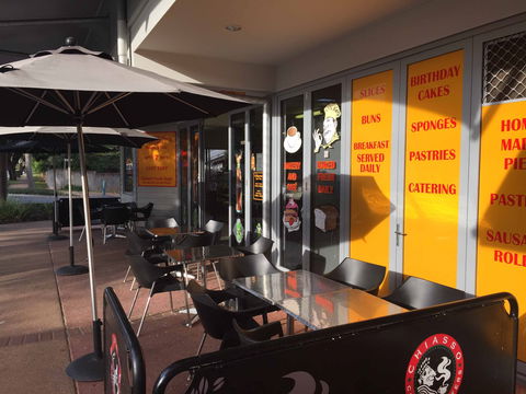 Victoria Point Bakery - Sunshine Coast Guide 0