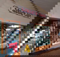 Lisle's Cafe - Sunshine Coast Guide