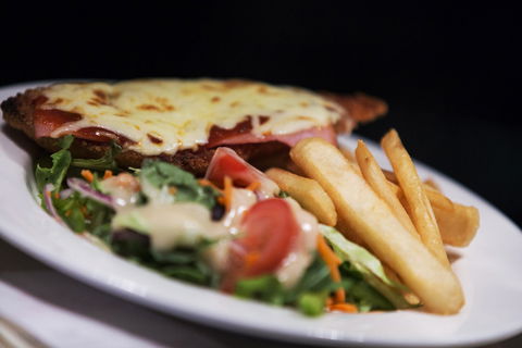 Pub Lane Tavern - Sunshine Coast Guide 0