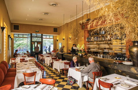 Silk's Brasserie - Sunshine Coast Guide 0