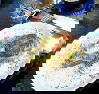 Simply D'Vine - Sunshine Coast Guide