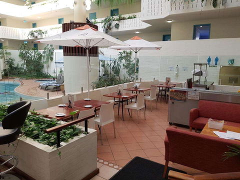 Atrium Hotel Mandurah - Sunshine Coast Guide 0