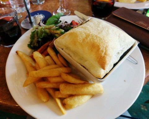 Old City Bank Bar And Brasserie - Sunshine Coast Guide 0