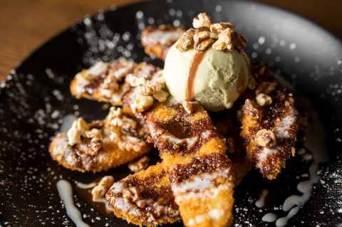 Beach House Bar & Grill - Browns Plains - Sunshine Coast Guide 0