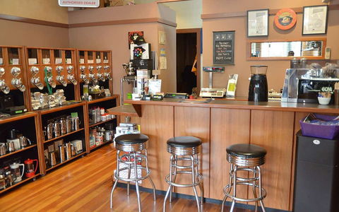Siboni's Coffee - Sunshine Coast Guide 0
