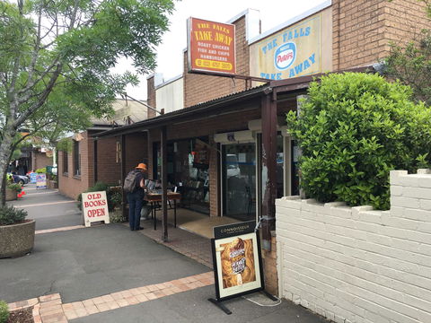 The Falls Take Away - Sunshine Coast Guide 0