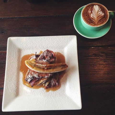 GB Bar & Restaurant - Sunshine Coast Guide 0