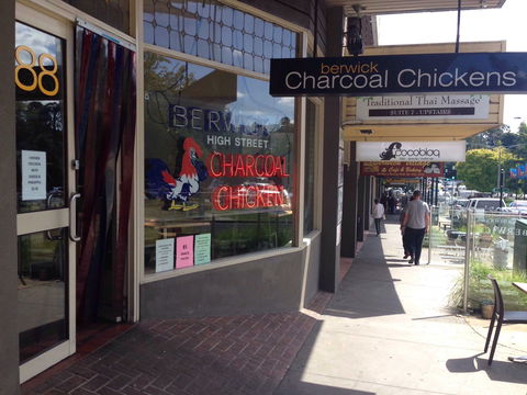 Berwick Charcoal Chickens - Sunshine Coast Guide 0