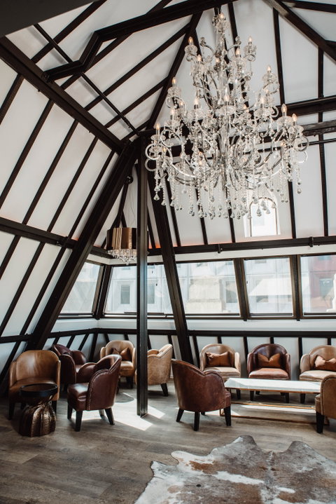 HENNESSY Rooftop Bar - Sunshine Coast Guide 0