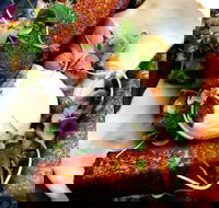 Mr Foxx - Sunshine Coast Guide