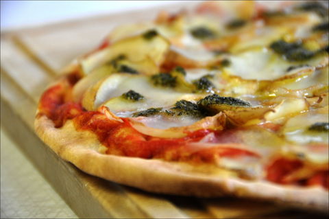 Zimi's Pizza Place - Sunshine Coast Guide 0