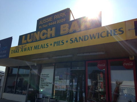 Aussie Park Lunch Bar - Sunshine Coast Guide 0