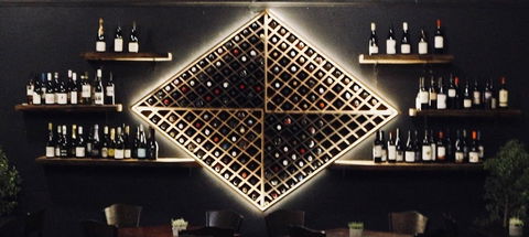 Joe's Wine And Dine - Sunshine Coast Guide 0