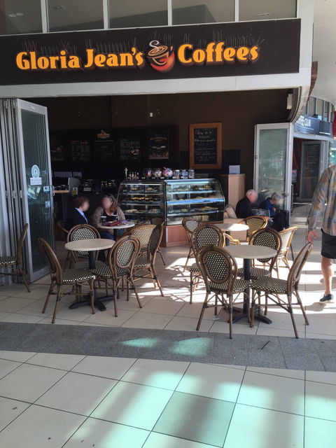 Gloria Jeans - Coolangatta - Sunshine Coast Guide 0