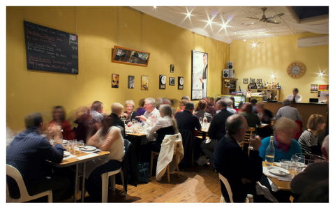 Pages On Pine Restaurant And Grill - Sunshine Coast Guide 0
