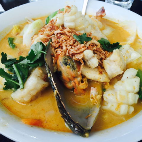 Absolute Thai - Tuggerah - Sunshine Coast Guide 0