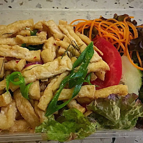 Aroy Thai - Sunshine Coast Guide 0
