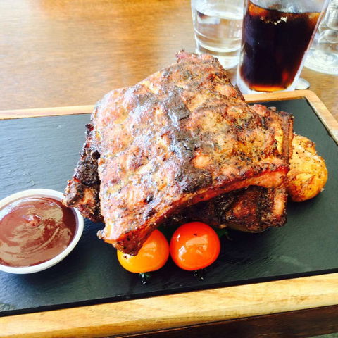 Aura Tapas & Loungebar - Sunshine Coast Guide 0