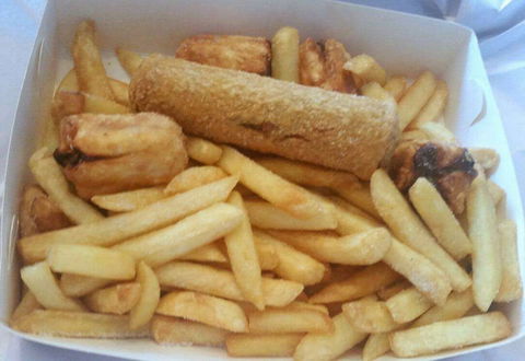 Belmore Fish & Chippery - Sunshine Coast Guide 0