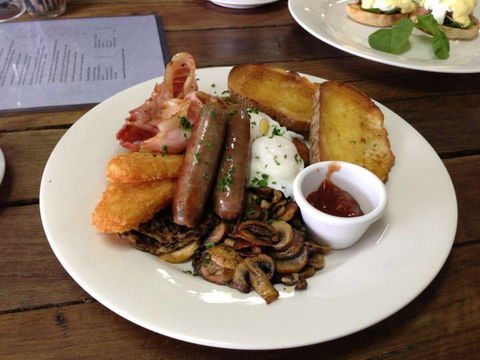 Adrienne's Cafe - Sunshine Coast Guide 0