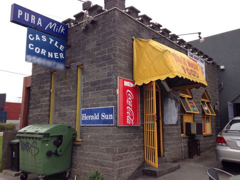 Castle Corner - Sunshine Coast Guide 0