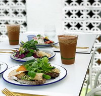 The LC - Sunshine Coast Guide