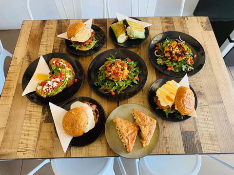 Adanos Grill - CBD - Sunshine Coast Guide 0