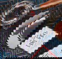 Toorak Tracktor - Sunshine Coast Guide