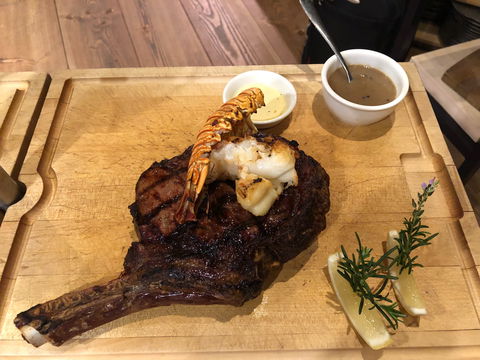 A Hereford Beefstouw - Sunshine Coast Guide 0