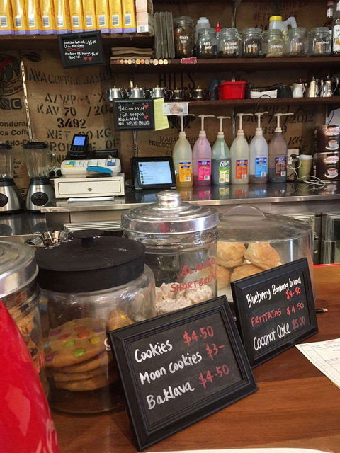 Vee's Cafe - Sunshine Coast Guide 0