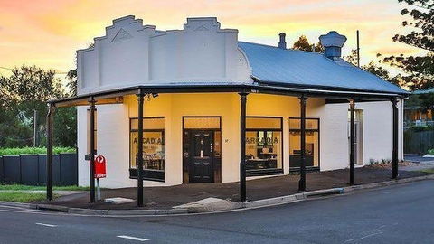 Arcadia Restaurant - Sunshine Coast Guide 0