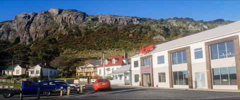 Hursey Seafoods - Sunshine Coast Guide 0