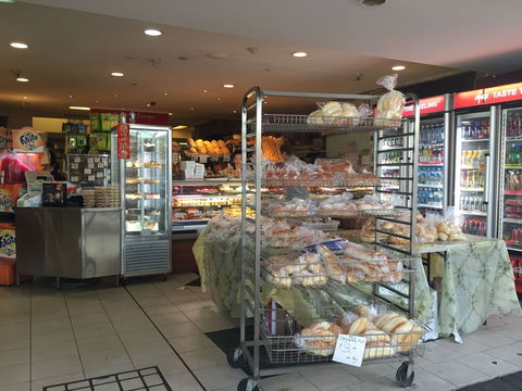 A Touch Of Europe Bakehouse - Sunshine Coast Guide 0