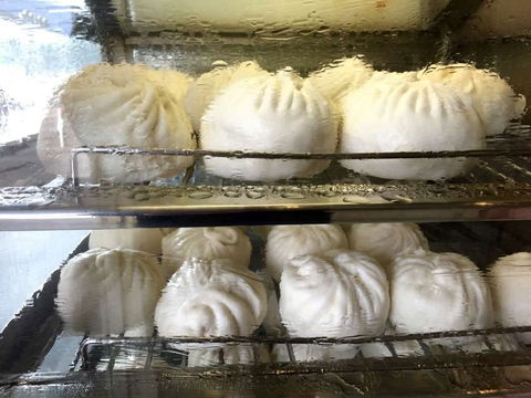 Savvy Organic Pizza & Ice Cream - Sunshine Coast Guide 0