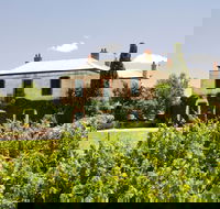 clos Clare - Sunshine Coast Guide