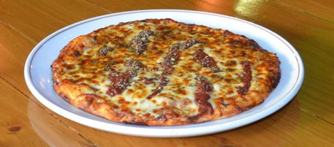 Gabriella Pizza - Sunshine Coast Guide 0