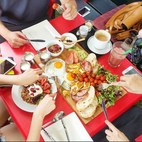 Kith 'n' Chow - Sunshine Coast Guide 0