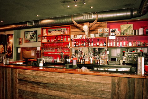 Bottlerocket Bar And Cafe - Sunshine Coast Guide 1